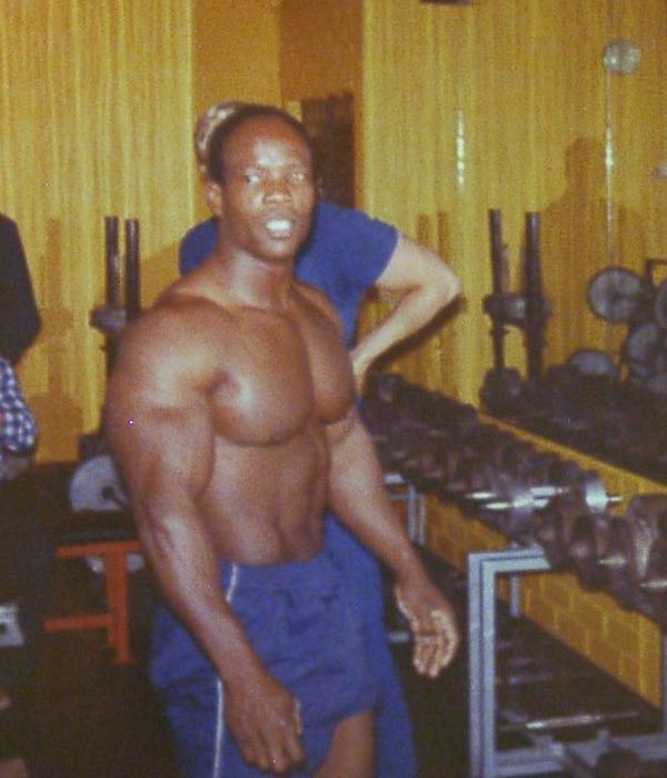 http://www.schwarzenegger.it/mro/beckles/ab185.jpg